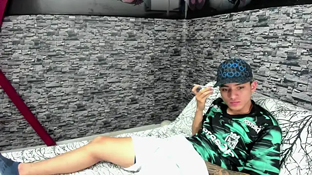 weesley boy online show from October 10, 10:46 pm