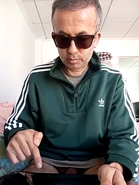 EmilioTaladdro online show from March 24, 11:15 am