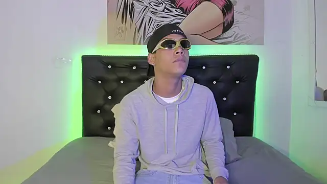 xxKamadevaxx online show from February 3, 12:32 pm