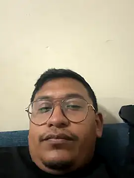 dannybs05 online show from October 16, 5:15 am