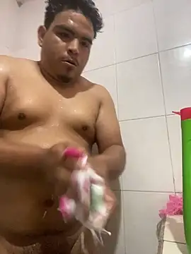 Snapshot of RangingWarranty chatting on November 1, 8:02 pm RangingWarranty online show from November 1, 8:02 pm