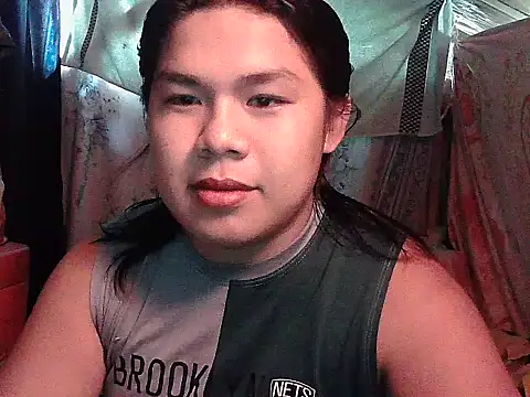 Huntrix2025 online show from May 26, 8:32 am
