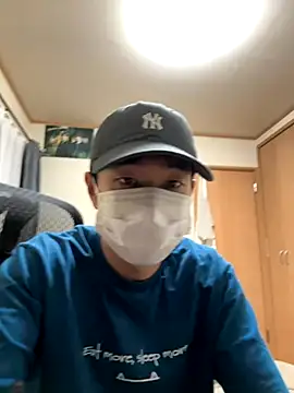 Snapshot of KAMESAN08 chatting on October 3, 4:34 pm KAMESAN08 online show from October 3, 4:34 pm