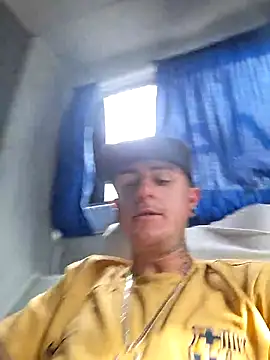 Snapshot of Bottz777 chatting on October 10, 5:40 pm Bottz777 online show from October 10, 5:40 pm