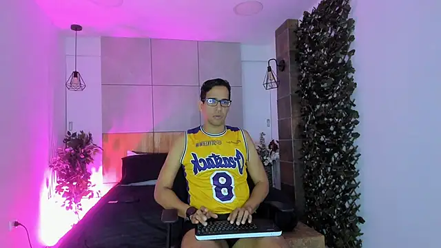 JacobDraven online show from January 11, 4:38 am