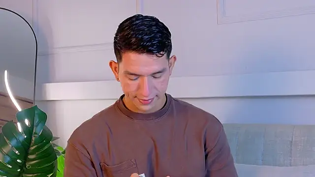 ZaneDawson online show from April 1, 9:45 pm