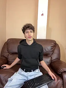 Xam Collen online show from December 15, 5:21 pm