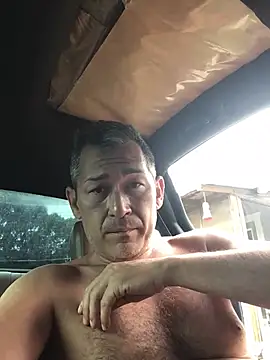 countryboi2002 online show from April 13, 8:09 pm