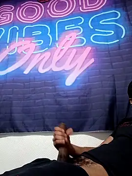 Mikaaa97 online show from March 17, 9:39 pm