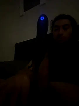 Snapshot of fifthbase007 chatting on October 22, 3:21 am fifthbase007 online show from October 22, 3:21 am