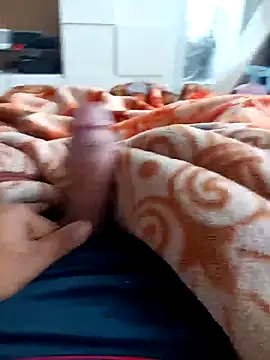 Snapshot of romero115 chatting on October 10, 1:16 pm romero115 online show from October 10, 1:16 pm