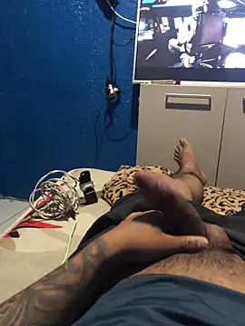 Alangostoso092 online show from September 19, 6:30 pm