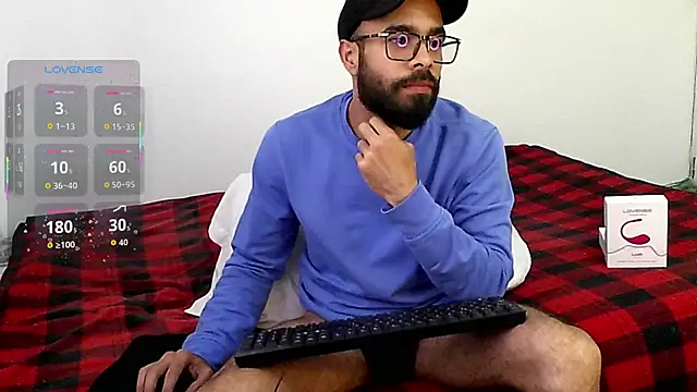 htrebor87 online show from October 17, 8:13 pm