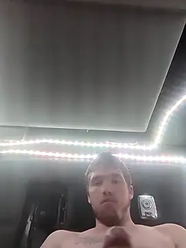 Snapshot of Bigdicktrucker26 chatting on September 25, 10:47 am Bigdicktrucker26 online show from September 25, 10:47 am