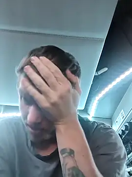 Snapshot of Bigdicktrucker26 chatting on September 22, 9:58 pm Bigdicktrucker26 online show from September 22, 9:58 pm