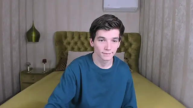 alfred joness online show from September 23, 7:40 am