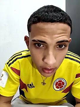 DEIV2  online show from March 30, 8:26 am