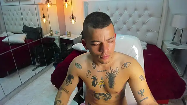 wildthor26 online show from February 27, 8:59 am