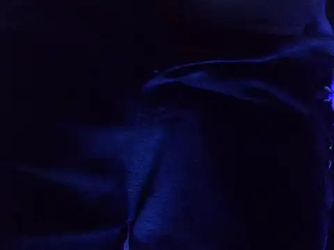 HungHangup online show from September 21, 8:20 pm