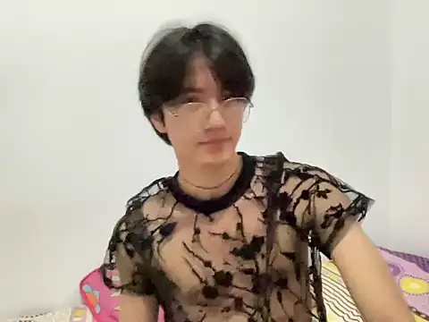 Matti Mendez  online show from October 9, 5:07 pm