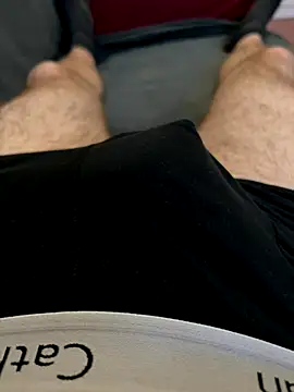 Snapshot of -will33 chatting on October 9, 6:07 am -will33 online show from October 9, 6:07 am