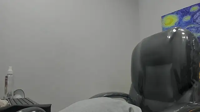 Snapshot of JackBanger_ chatting on October 5, 2:15 am JackBanger  online show from October 5, 2:15 am