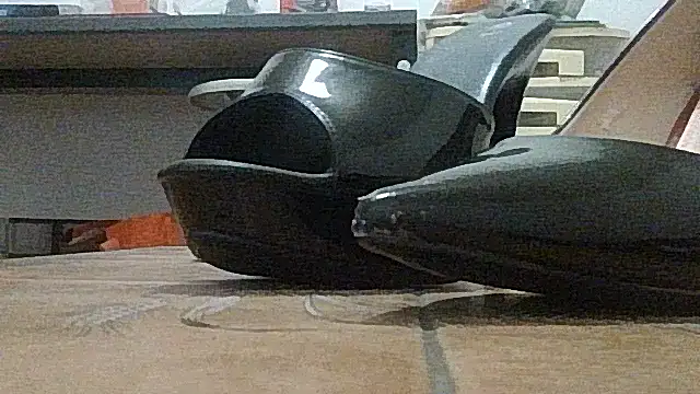 vanessadeesse online show from March 8, 5:06 pm