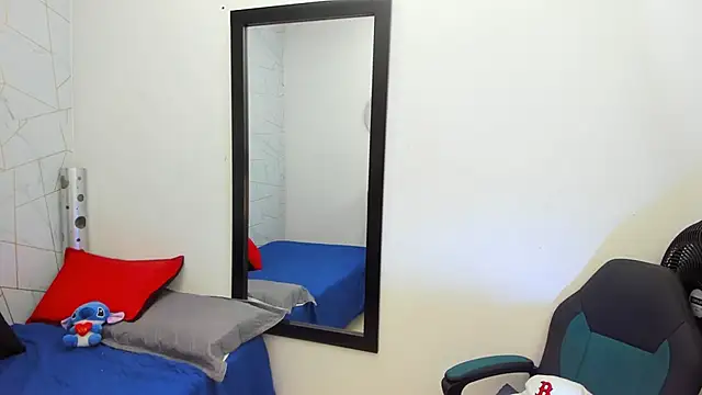 Lovers 21 online show from November 12, 5:02 am