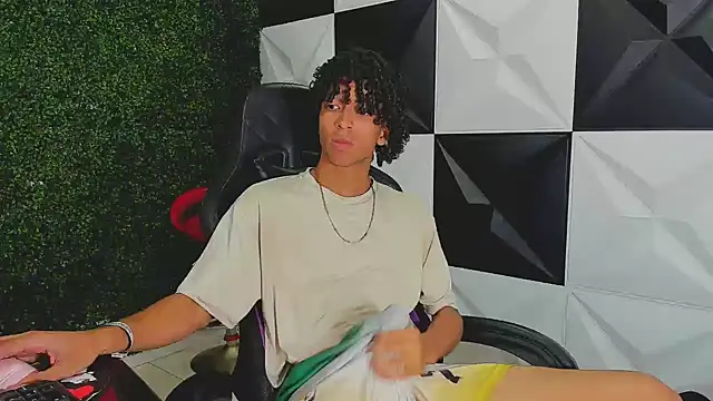 xion ez online show from October 4, 9:19 pm