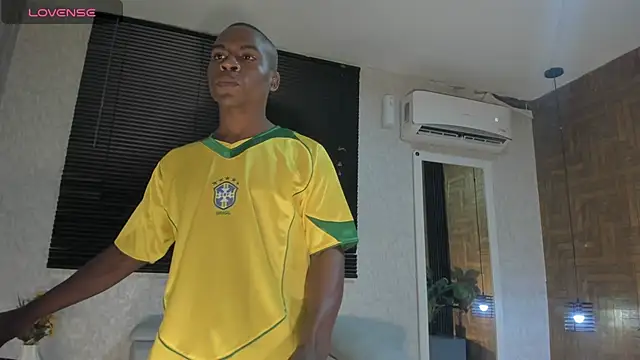 Snapshot of george_lance chatting on October 1, 3:32 am george lance online show from October 1, 3:32 am