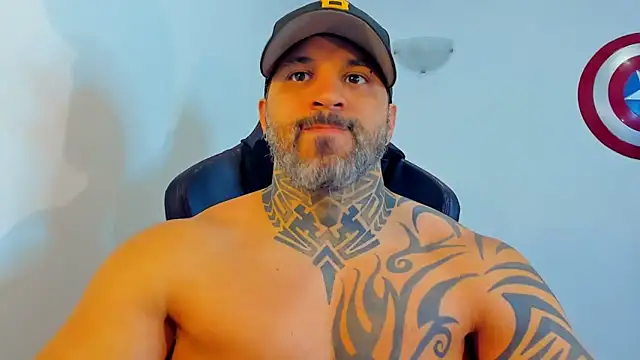 JoshRigby online show from April 5, 7:10 pm