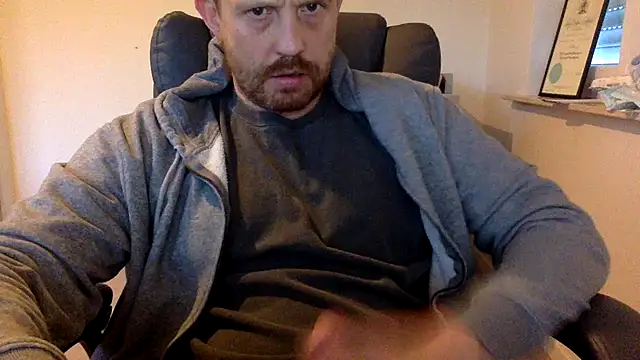 Snapshot of bull_TBM chatting on October 20, 6:39 am bull TBM online show from October 20, 6:39 am