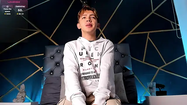 Lian Miller1  online show from February 23, 12:29 pm