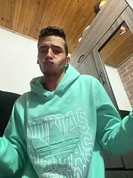 wiland hot23 online show from September 28, 11:14 pm