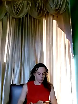 monroedelrey online show from February 24, 5:14 pm