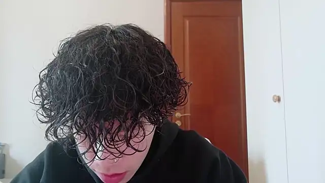 Snapshot of hangzi-0011 chatting on October 22, 7:45 am hangzi-0011 online show from October 22, 7:45 am