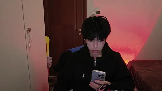 hangzi-0011 online show from March 1, 10:15 am