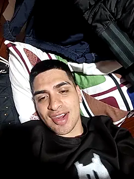 Snapshot of daniandr119 chatting on October 4, 3:00 am daniandr119 online show from October 4, 3:00 am