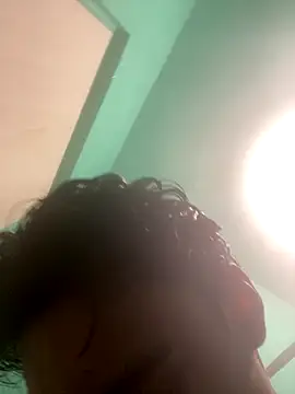 feetbooy online show from December 17, 11:55 pm