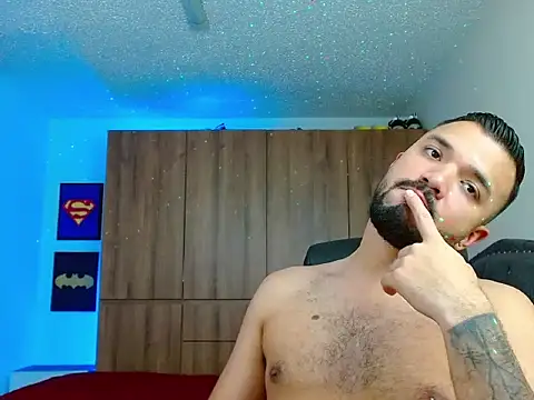 mathewv  online show from November 28, 4:59 am