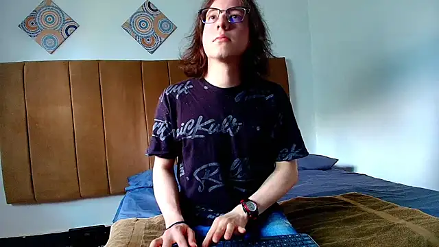 Snapshot of SnowyX_ chatting on October 15, 8:49 pm SnowyX  online show from October 15, 8:49 pm