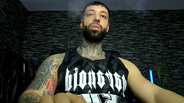 MasculineGuy99 online show from March 24, 10:57 pm