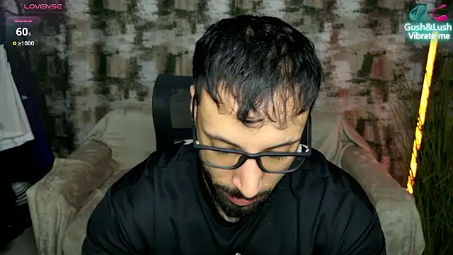 MasculineGuy99 online show from February 3, 8:14 pm