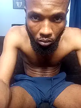 Snapshot of FreakyKaigrey chatting on October 18, 10:42 am FreakyKaigrey online show from October 18, 10:42 am