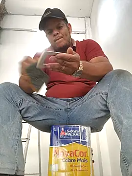 felipinho000777 online show from January 15, 1:47 pm