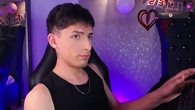 MateoMitchell online show from February 13, 5:13 am