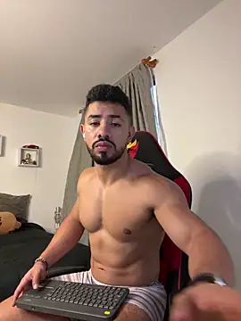 Ezzio Scolaro online show from March 14, 11:23 pm