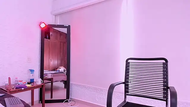  axelking  online show from December 2, 11:46 am