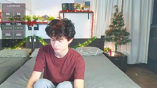 Cute Mike online show from December 17, 1:13 am