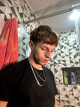 noah red online show from October 12, 2:05 am